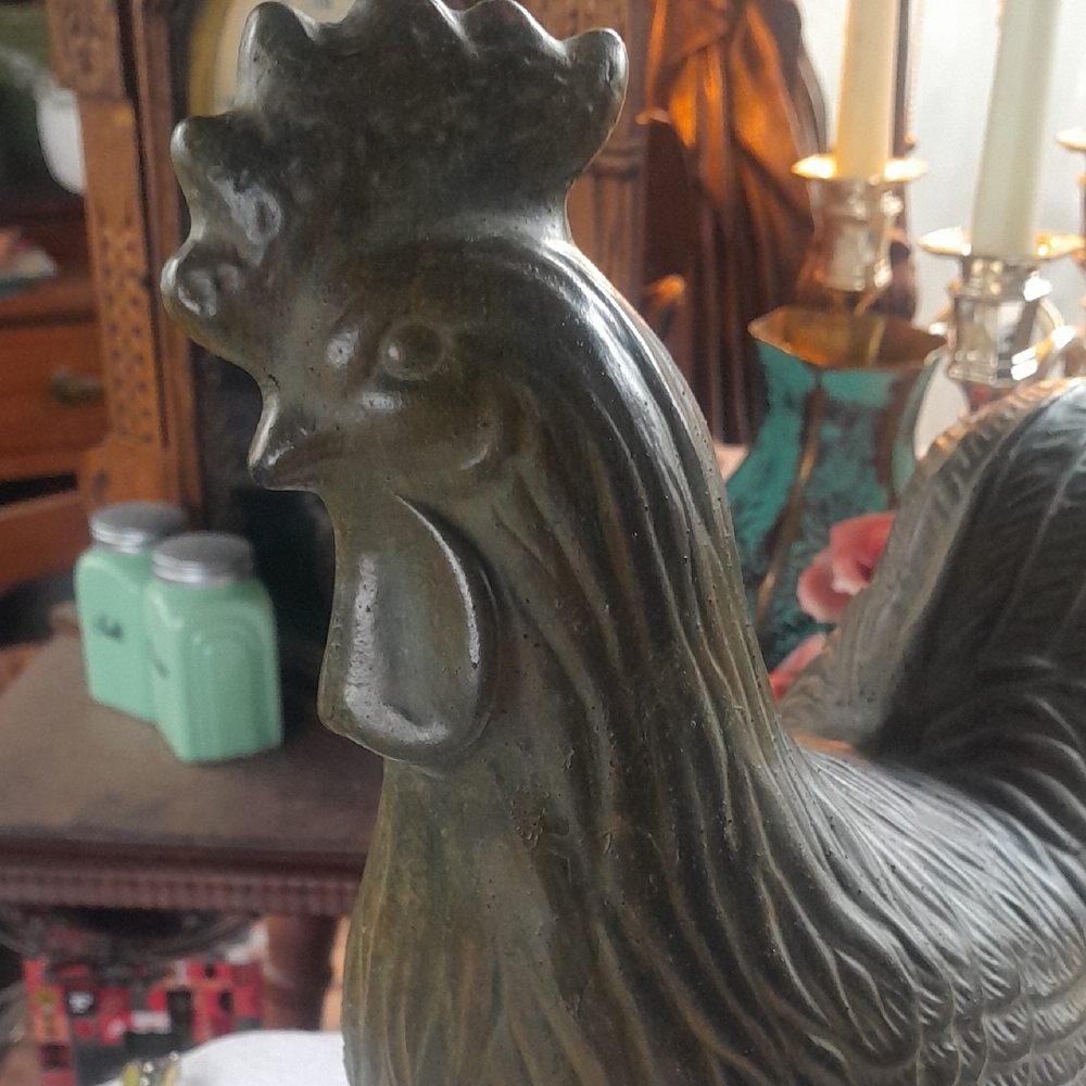 Decorative Rooster Statue